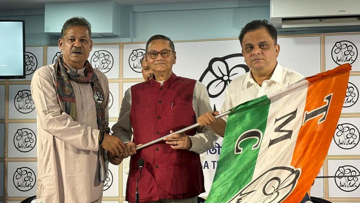 চন্দ্র কুমার বসুর তৃণমূলে যোগ, বললেন, 'বিজেপিতে যাওয়া ঐতিহাসিক ভুল'