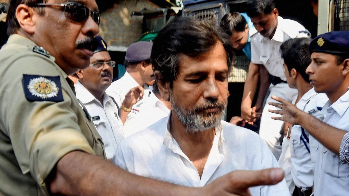 ভোটের আগে শাপমুক্তি! প্রায় ১৩ বছর পর জেল থেকে বেরোচ্ছেন সারদা কেলেঙ্কারিতে অভিযুক্ত সুদীপ্ত সেন | সুদীপ্ত সেনের জামিন মঞ্জুর করল হাইকোর্ট, ১৩ বছর পর মুক্তি | Sudipto Sen Gets Bail In Sarada Scam After 13 Years