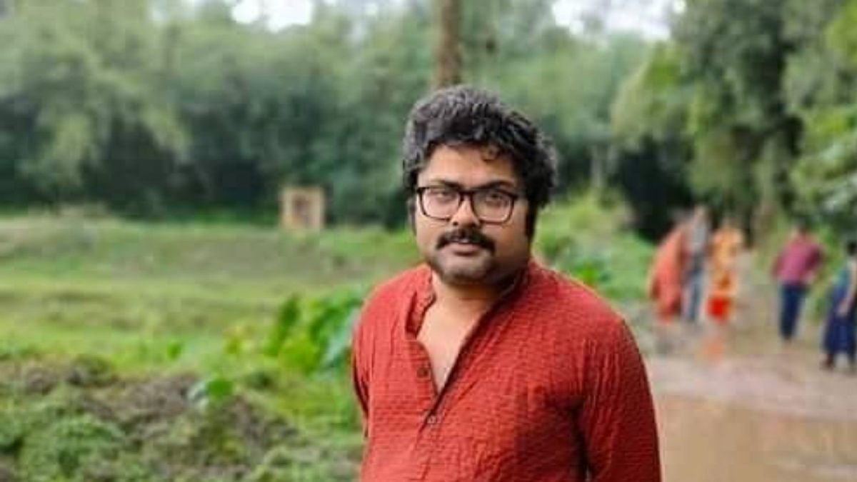 গর্গ চট্টোপাধ্যায় গ্রেফতার, ইভিএম কারচুপি নিয়ে গুজব ছড়ানোর অভিযোগ বাংলা পক্ষের নেতার বিরুদ্ধে | গর্গ চট্টোপাধ্যায় গ্রেপ্তার: ইভিএম নিয়ে গুজব ছড়ানোর অভিযোগে আটক | Garga Chatterjee Arrested Over EVM Rumors