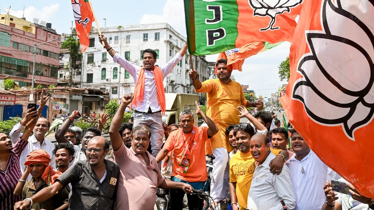 সিলমোহর শমীকের, বিজেপির শপথগ্রহণ অনুষ্ঠান হবে রবীন্দ্র জয়ন্তীতেই | বিজেপির শপথ গ্রহণ অনুষ্ঠান ৯ মে: পশ্চিমবঙ্গে নতুন ভোরের সূচনা | BJP Swearing-in Ceremony On May 9 In Bengal