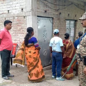 ফলতা পুনর্নির্বাচন! কড়া নিরাপত্তার বলয়ে ভোট হচ্ছে, অনুপস্থিত তৃণমূল | ফলতা পুনর্নির্বাচন: কড়া নিরাপত্তায় ভোটগ্রহণ শুরু দক্ষিণ ২৪ পরগনায় | Falta Repolling News: Strict Security For Voting In West Bengal Seat
